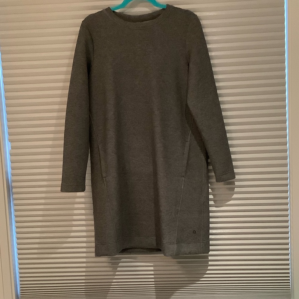 Chic Charcoal Long Sleeve Dress
